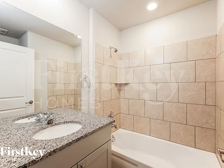 4435 Meadowland Pl — Photo 13