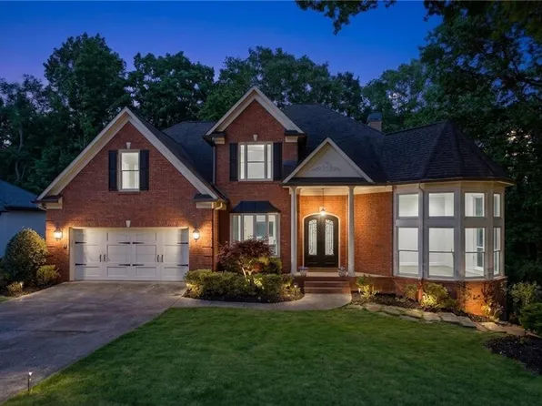 6185 Masters Club Dr, Suwanee, GA 30024