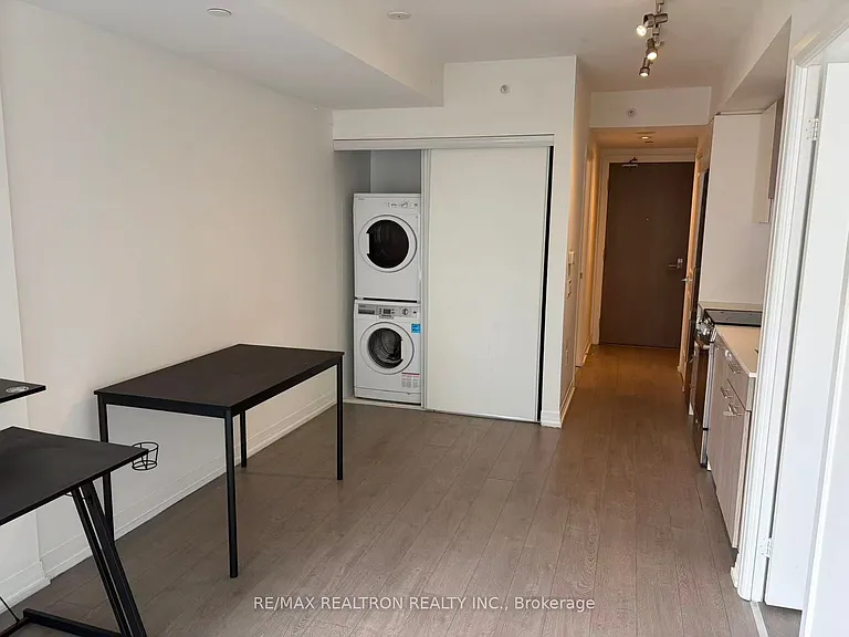 251 Jarvis St #608 — Photo 17