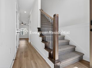 7035 NW 81st Pl, Kansas City, MO 64152