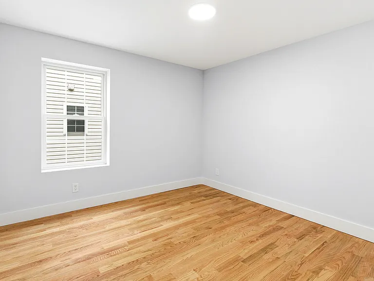 129 Mount Pleasant Ave #2 — Photo 7