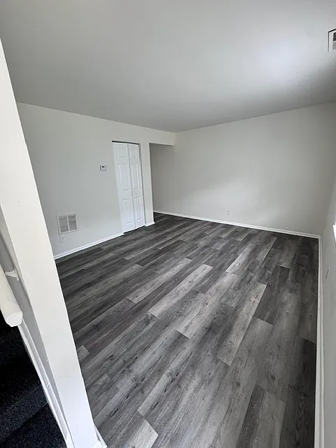 2 bed, $1,375 — Photo 2