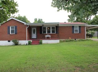 411 N James Campbell Blvd, Columbia, TN 38401