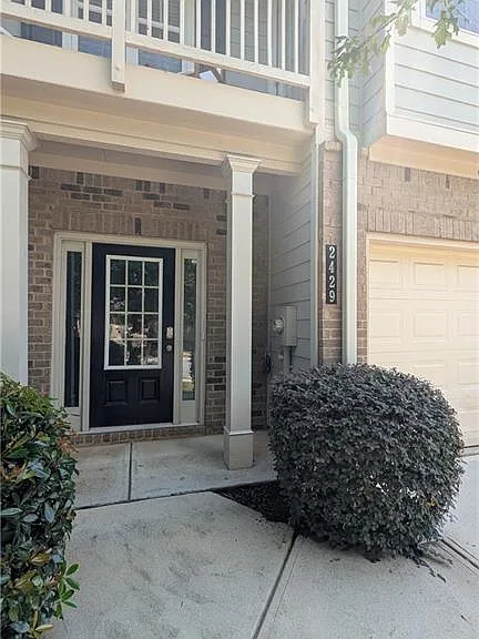 2429 Castle Keep Way SE — Photo 1
