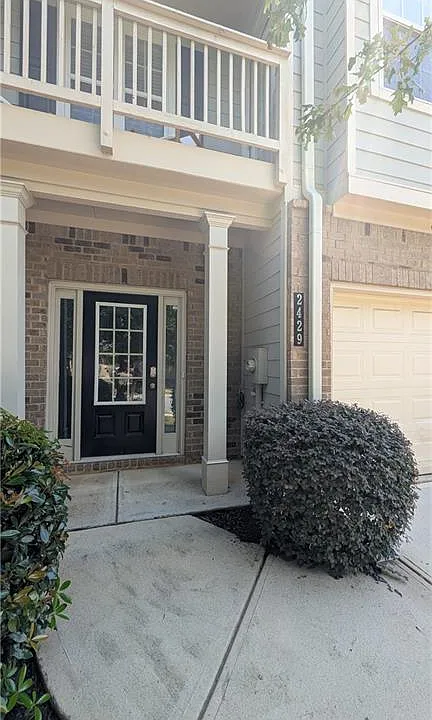 2429 Castle Keep Way SE