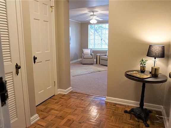3rd image of 1700 Elm St #P7