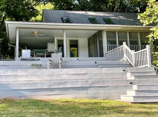 2192 Mullins Cove Rd, Whitwell, TN 37397