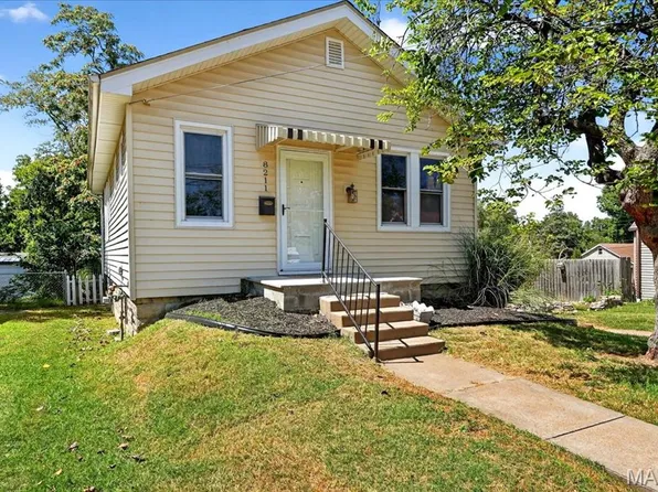 8211 Mathilda Ave, Saint Louis, MO 63123