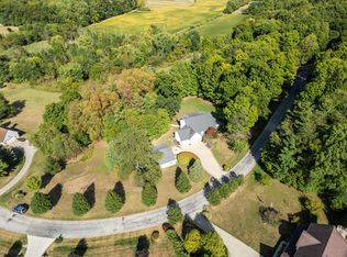 121 Louella Dr, Hebron, OH