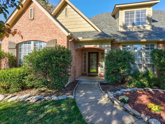 1016 S Cypress Ave, Broken Arrow, OK 74012
