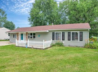 42 Maplewood Dr, Hebron, OH 43025