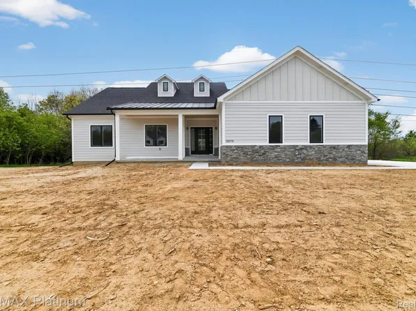 3073 Gecko Trl E, Pinckney, MI 48169