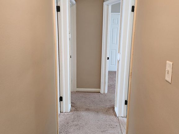 3rd image of 3257 Terry St