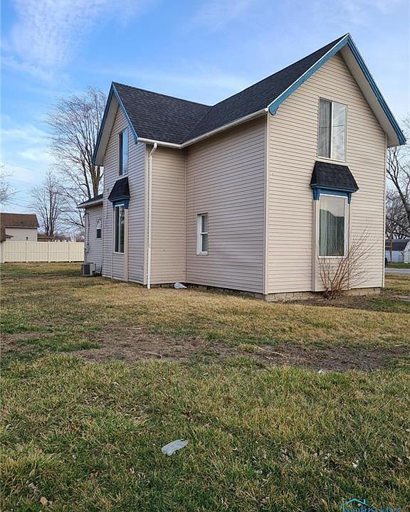 1st image of 209 Harrison Ave