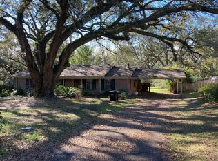 7061 Lee Cir W, Irvington, AL 36544