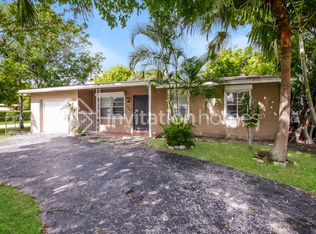 307 SW 77th Ter, Pompano Beach, FL 33068