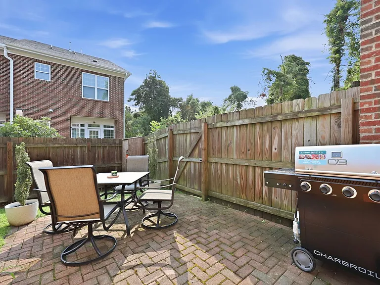 1700 Raney Ct — Photo 6