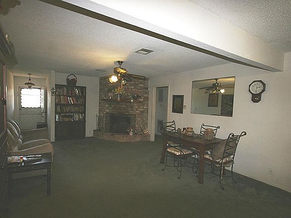 Entry into the 31x15 Living Room