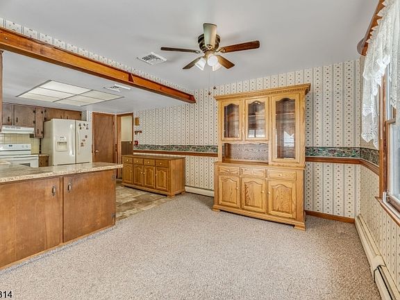 5th image of 252 Mountain View Road