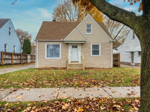 4578 Forest Edge Dr, Brooklyn, OH 44144