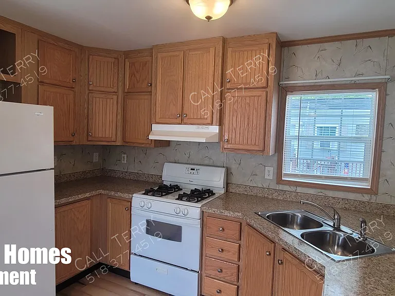 2941 Amsterdam Rd #19 — Photo 2