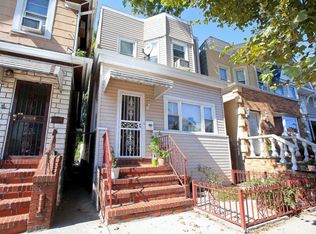 10231 85th Rd, Richmond Hill, NY 11418