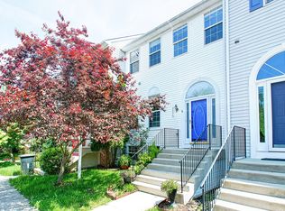 2656 Streamview Dr, Odenton, MD 21113