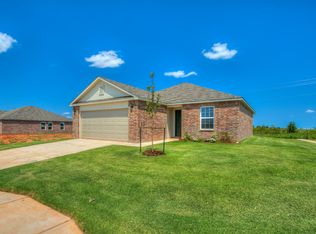905 N Donald Way, Mustang, OK 73064