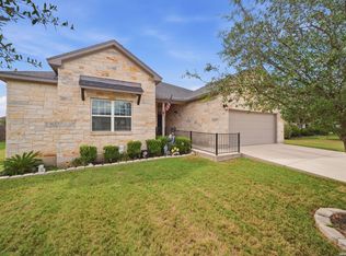 133 Grand View, Floresville, TX 78114