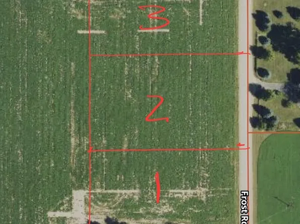 2 Frost Rd, Portland, MI 48875