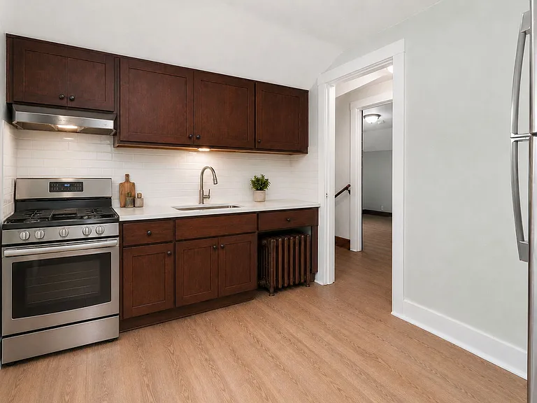 21 Farwell St #2 — Photo 10