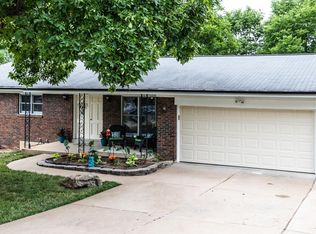 78 Forest Knoll Dr, Fenton, MO