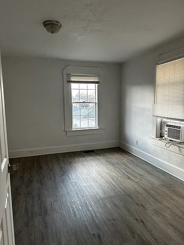 376 N Holmes Ave Photo 1