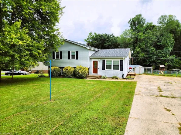 154 Scarlet Ln, Mount Airy, NC 27030