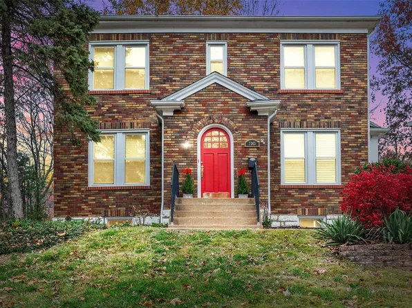 7365 Arlington Dr, Saint Louis, MO 63117