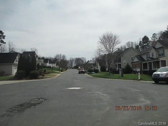 5th image of 4060 River Falls Dr