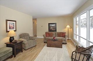 4th image of 150 Stafford Ave