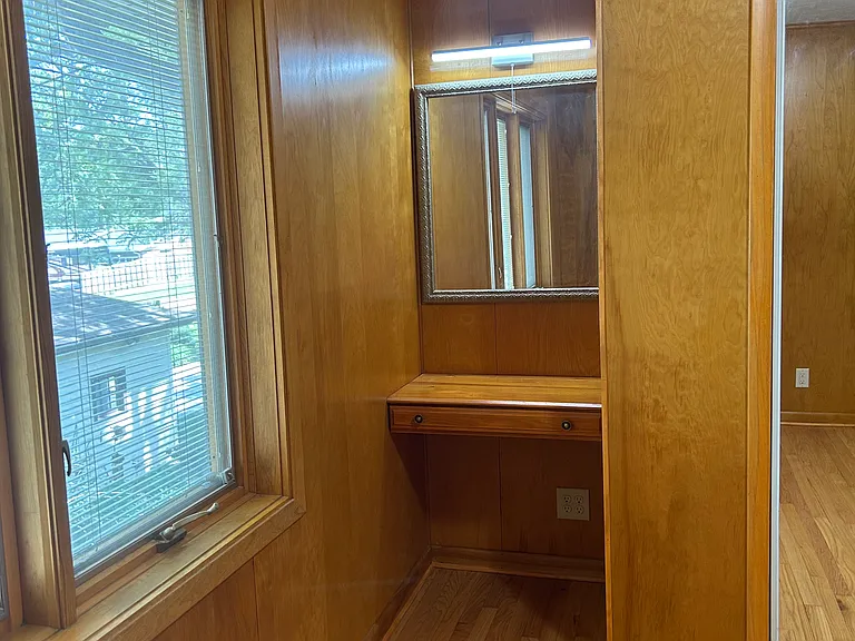 324 S Cotner Blvd — Photo 17