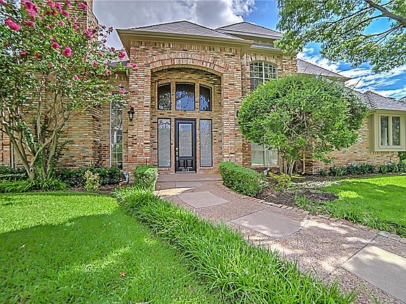 3rd image of 3413 Leigh Ct
