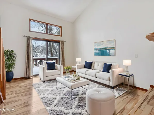 491 Sterling St S, Maplewood, MN 55119