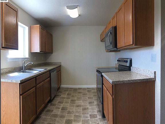 2nd image of 472-380 Buffum Ln