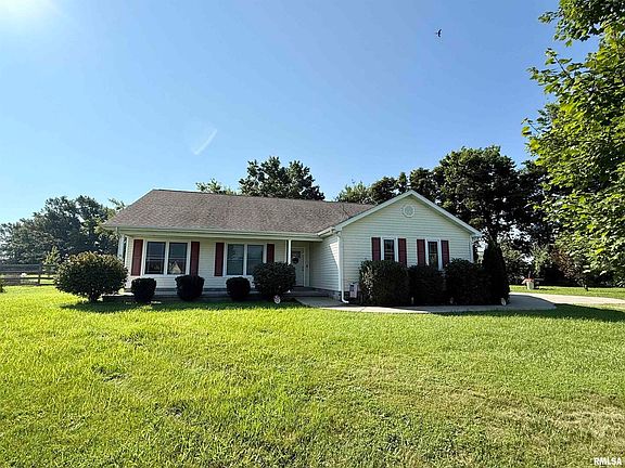 2nd image of 106 Jett Sawyer Ln
