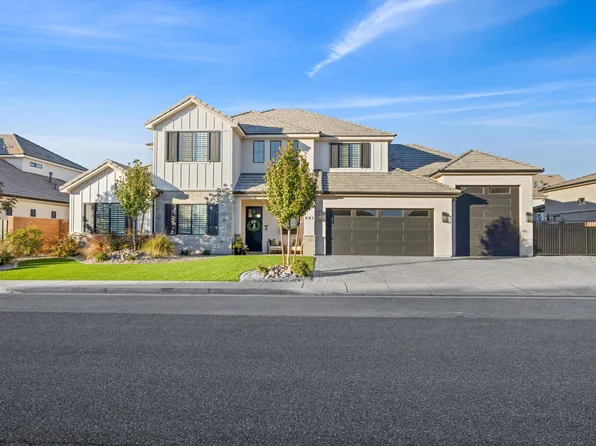 997 E Iron Horse Dr, Washington, UT 84780