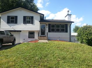 6618 Kansas Ave, Omaha, NE 68104