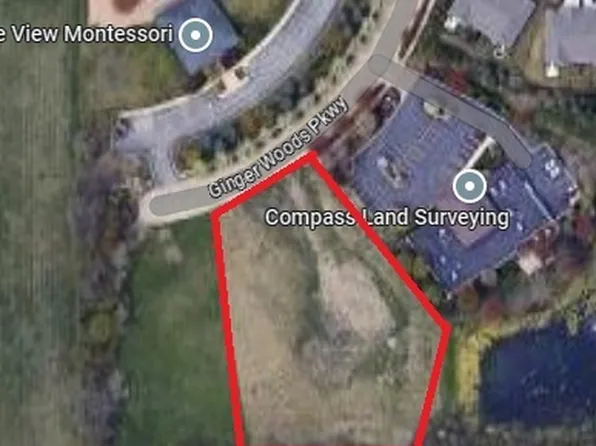 12 Ginger Woods Pkwy, Aurora, IL 60502