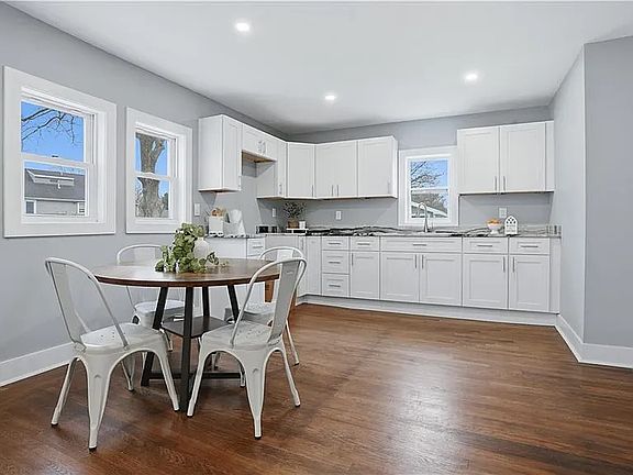 3rd image of 188 Greene Ln #A