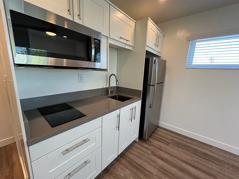 3952 Georgia St #3952.5 — Photo 3