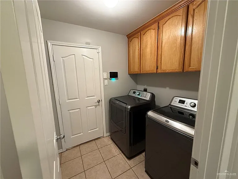 3836 Frontier Dr — Photo 22