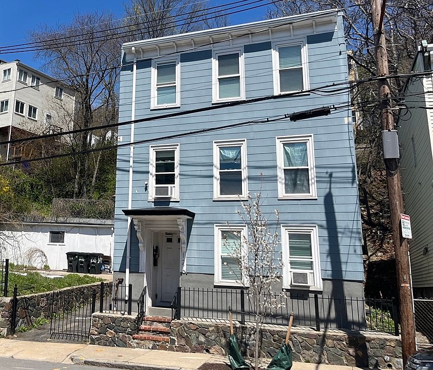 1st image of 126 Leyden St