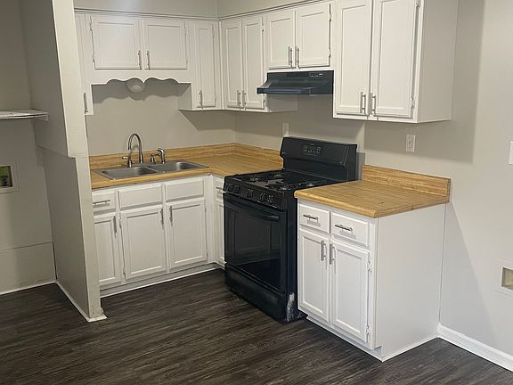 5th image of 1346 N Willett St